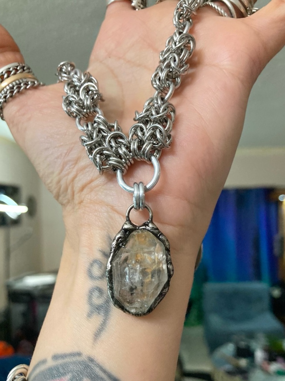 Raw Smoky herkimer diamond crystal on handmade maille stainless steel chain - Picture 9 of 14